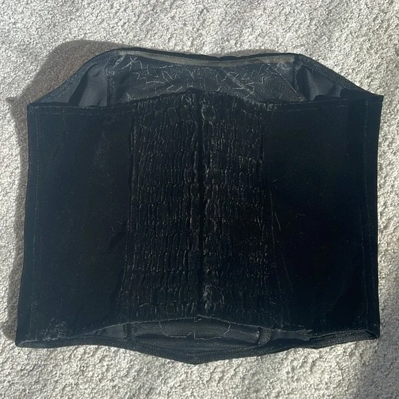 Vitoria Secret Bustier - Picture 2 of 3